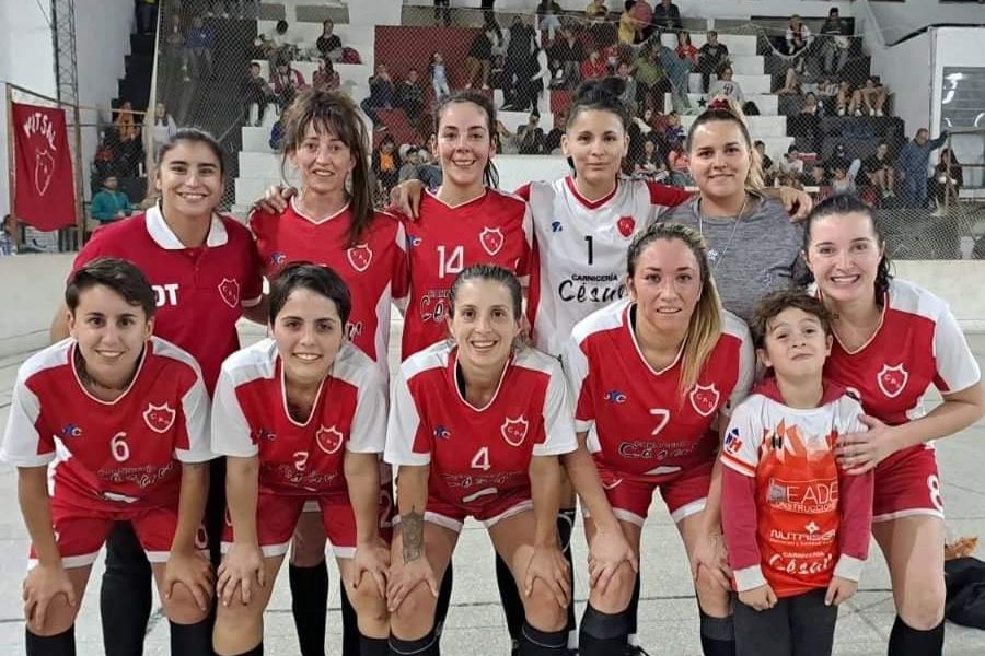 Futsal: Las chicas de Sarmiento juegan por las semifinales
