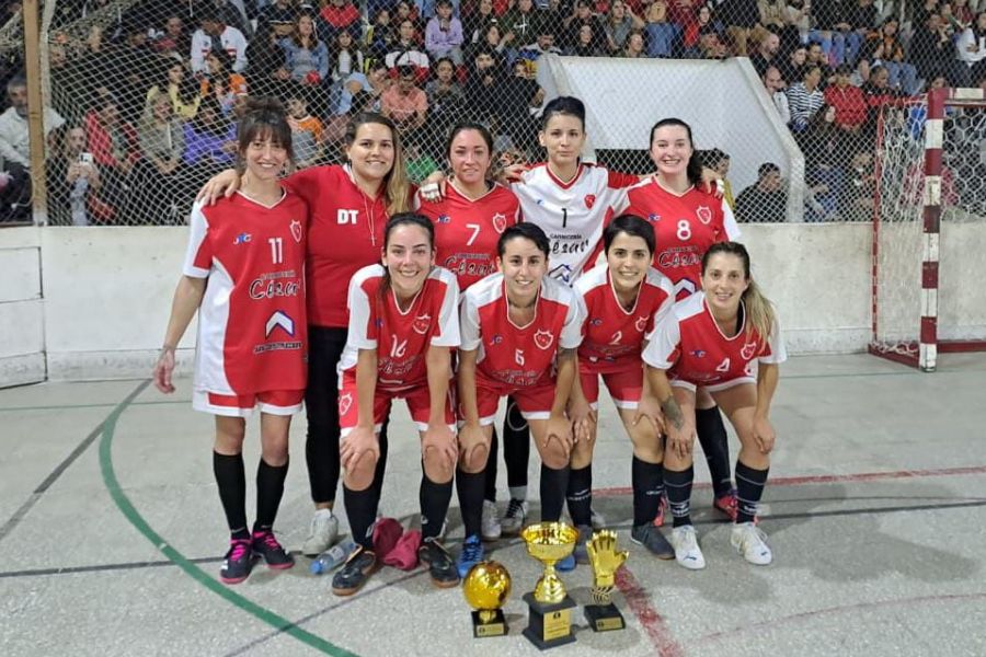 Futsal: Las chicas de Sarmiento son subcampeonas
