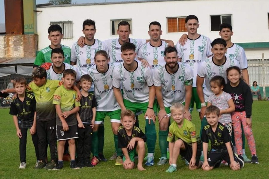 Unión ganó el clásico y festejó ante su gente